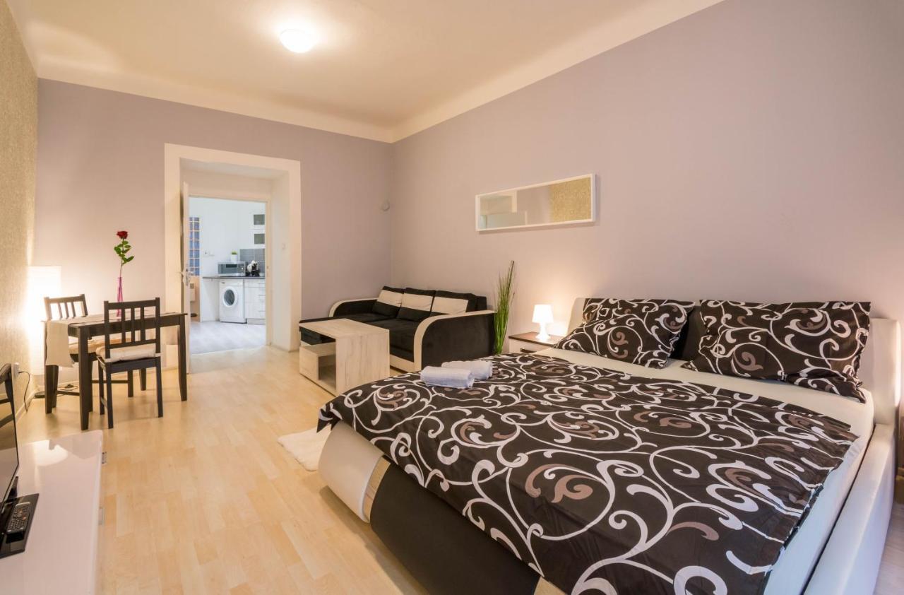 Chest Design Apartments 布拉格 外观 照片
